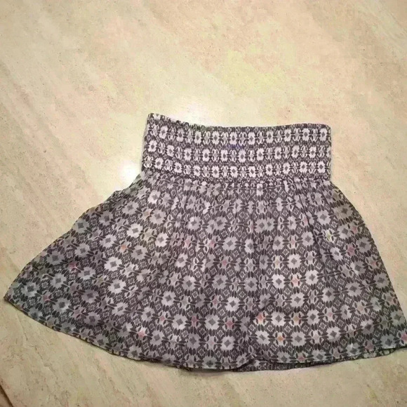 Hollister Skirt - Picture 3 of 5